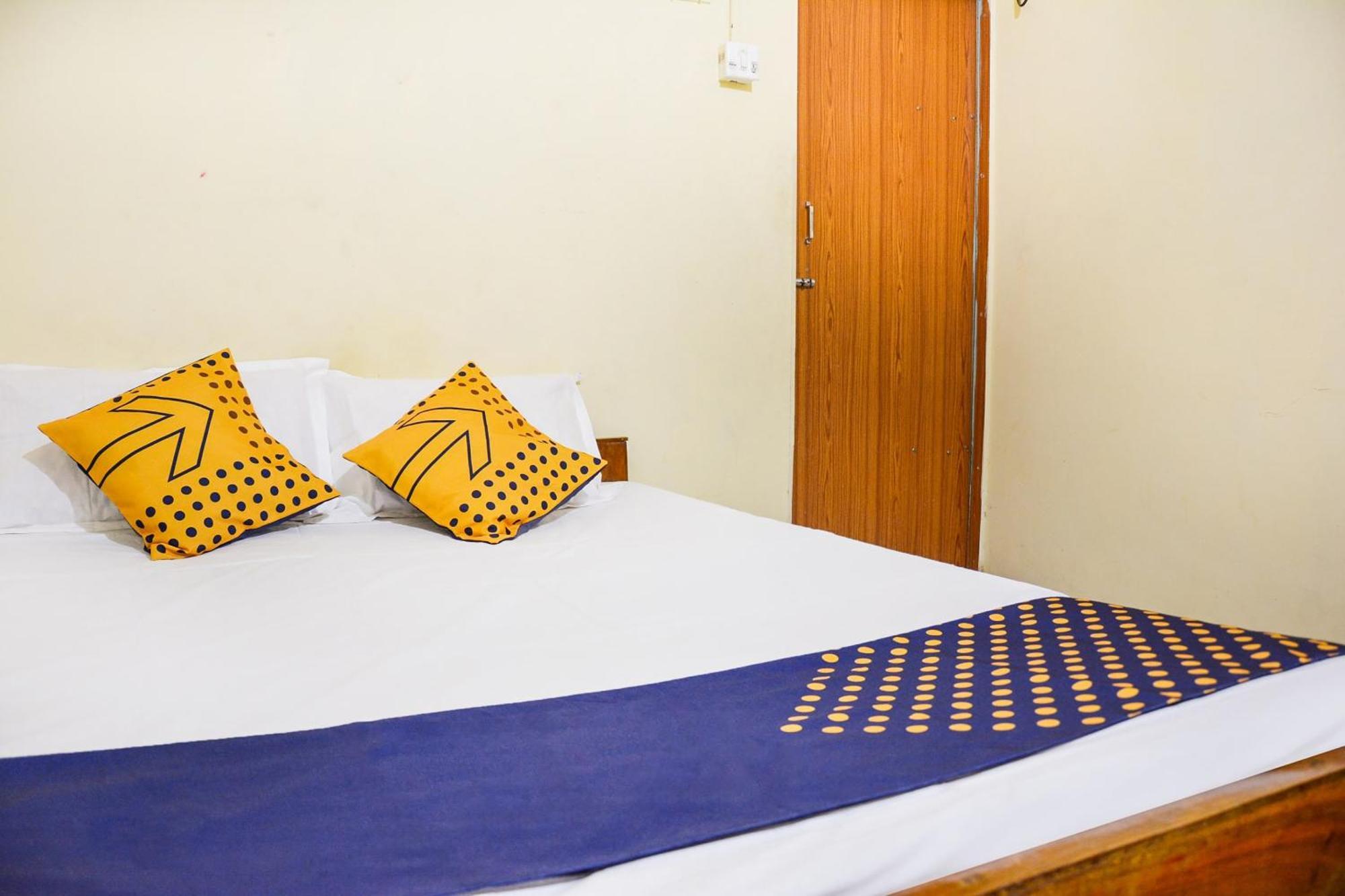 Hotel O Flagship The Residence Inn Brahmapur Buitenkant foto