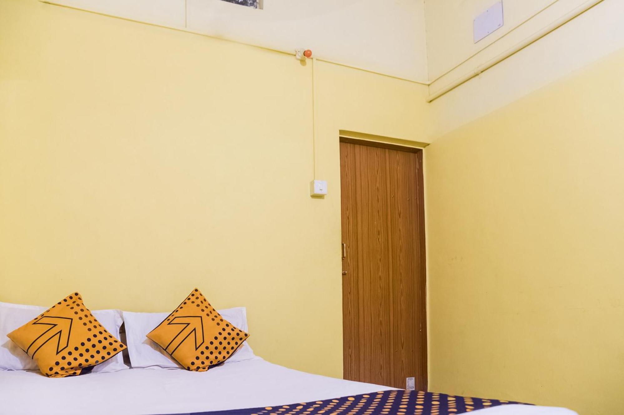 Hotel O Flagship The Residence Inn Brahmapur Buitenkant foto